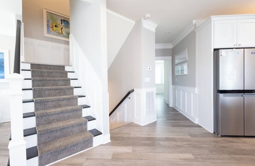 Ocean Hill House | Oceanside 7min walk2beach,6BR,Pool,HotTub,Foosball