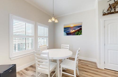 Rockport House | Oceanside Oasis