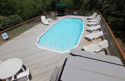 Whalehead Beach House | Oceanside, Pool, Hot Tub, Sun Deck, WC807, Its R Dream
