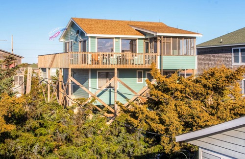 Avon House | Oceanview Home in Avon w/Screened Porch, Cargo Lift, Grill. Under the Big Sky!