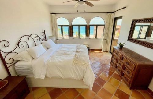 San Jose del Cabo House | Oceanview Penthouse Casa Del Mar