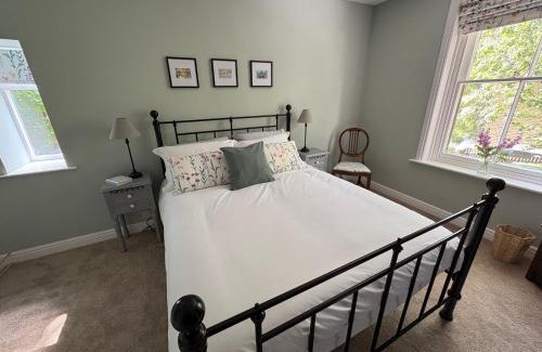 Buxton Apartment | Octagon View