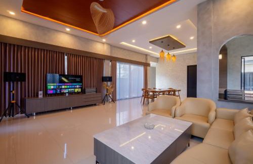 Cisarua Villa | Odetta Villa Puncak - Kolam Renang Private