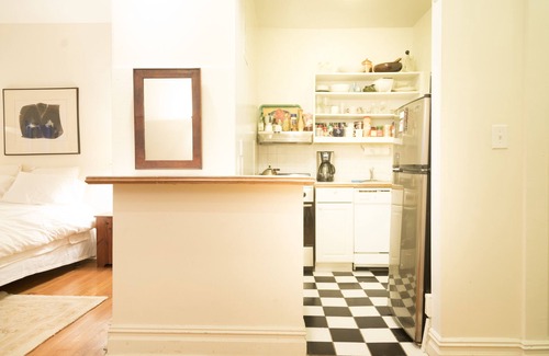 NoMad Apartment | Off Fifth Avenue, 3 Blocks from Empire State Bldg!