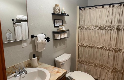 Eufaula Villa | Off the Hook