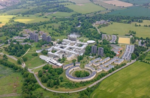 Colchester Hotel | Offering en-suite accommodation on campus with breakfast