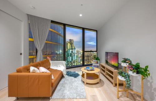 Melbourne Central Business District Apartment | Offline - Luxurious Sapphire 1 Bedroom