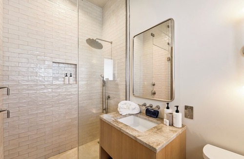 Montauk Hotel | Offshore Montauk