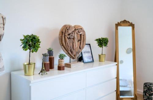 Freilassing Apartment | OG2 R 3-Zimmer City Wohnung 15min bis Salzburg