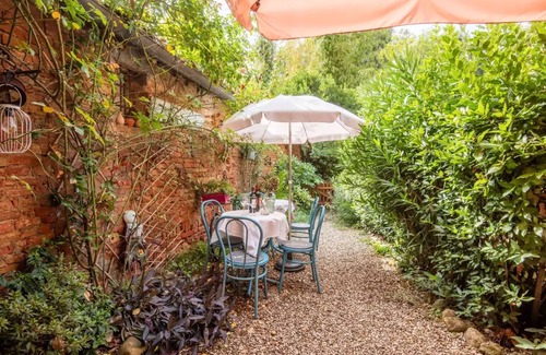 Siena House | old barn on Via Francigena