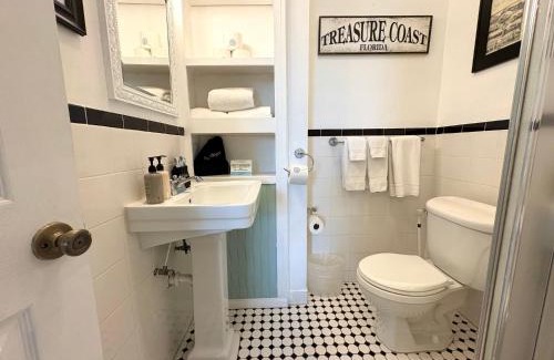 Stuart Hotel | Old Colorado Inn