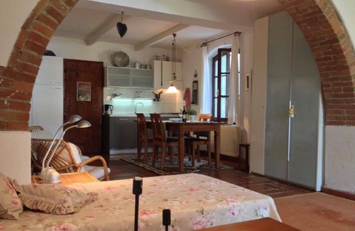 Sassetta Other | Old farmhouse with 3 flats in the country in the hills, near the sea, for 2-6 p.