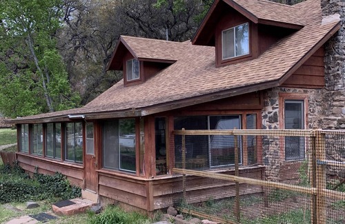 Sedona House | Old fashioned homestead in Oak Creek Canyon