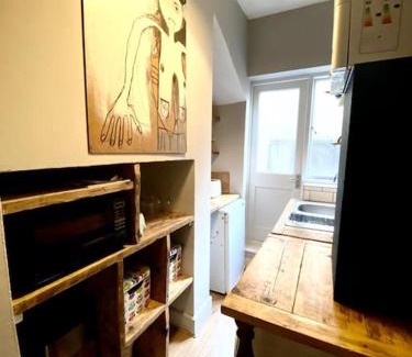 Old Town Hastings Apartment | Old Fisherman Nest in Old Town