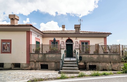Chiavari House | Old Genoese house on one floor with large terraces, pets allowed