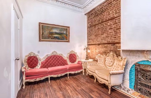 Ville-Marie House | Old Montréal Upscale Mansion 8 Full Insuite Bdr
