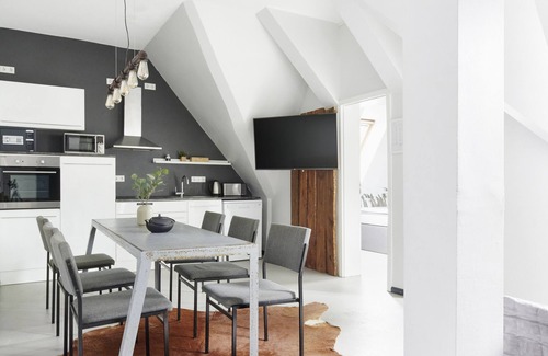 Mitte Apartment | Old Printing House