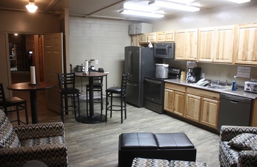 Fortuna Hotel | Old School Motel RV