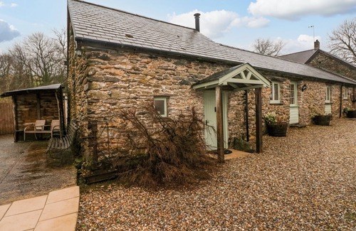 Crymych Cottage | OLD TETHER BARN, with open fire in Crymych