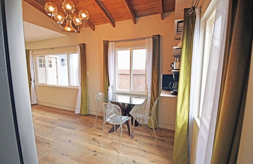 Old Town Camarillo House | Old Town Charmer walking distance to restaurants/nightlife