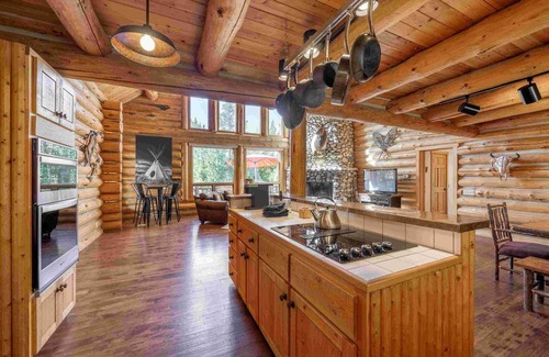 Wilson House | Old Trail Hideaway: 3 BR, 2 BA House in Wilson, Sleeps 9
