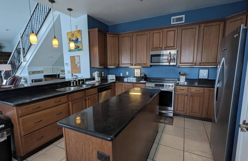 South Padre Island Condo | Oleander Place 203: Spacious 3-bedroom by the beach