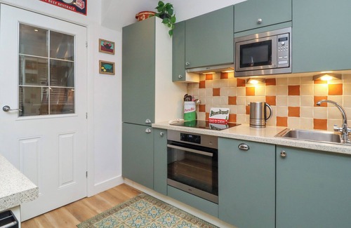 Ilkley Cottage | OLICANA CROFT, with a garden in Ilkley