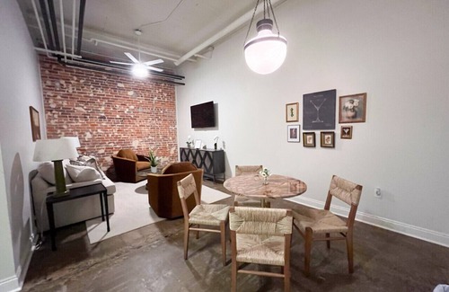 Demopolis Apartment | Olive - The Flats Demopolis