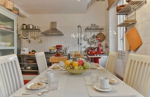Santo Spirito Apartment | Oltrarno Star in Florence