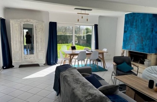 Colleville-sur-Mer House | Omaha Carrels.