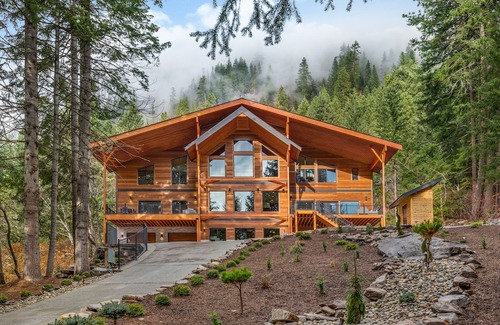 Leavenworth Cabin | OMNIA Mtn. Lodge - Nothing like this in Leavenworth, True PNW Luxury