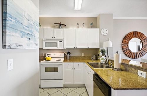 Frangista Beach Condo | On Beach Time @ Emerald Waters | Gulf Views | Steps to Beach | Pool | 2BR/2BA | Free Fun Pass!