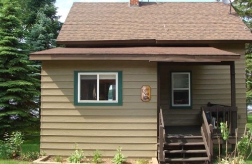 Phelps Cabin | On North Twin Lake- Northern Exposure Rentals "Eagle's Nest"
