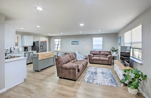 Gun Barrel City House | On-Site Boat Launch: Gun Barrel City Lake House