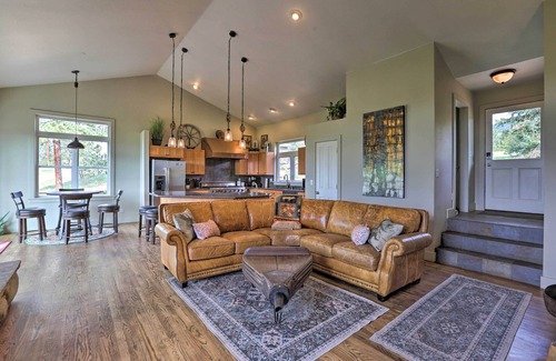 Conifer Cottage | On-site Hiking Access: Mtn-view Conifer Cabin