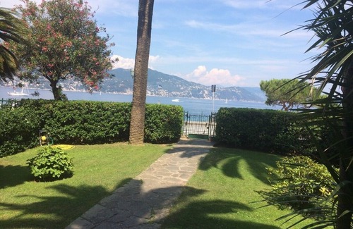Santa Margherita Ligure Apartment | ON THE SEA AND IN THE GREEN
