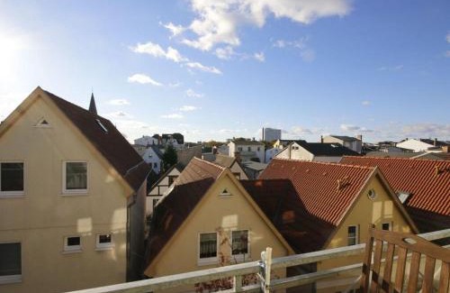 Warnemuende House | On the old river Modern retreat