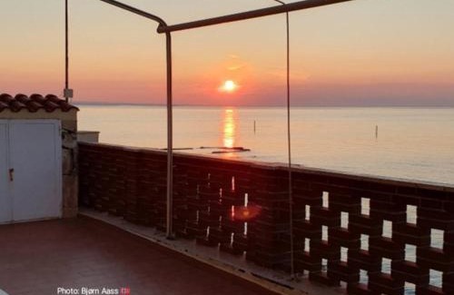 Santa Marinella Apartment | On the sea