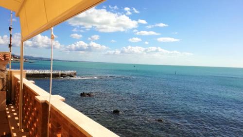 Santa Marinella Apartment | On the sea
