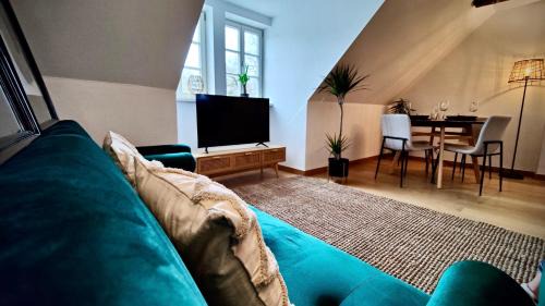 Coburg Apartment | One Apartment's⎢Neu+Zentral⎢Alberstplatz⎢Altbau