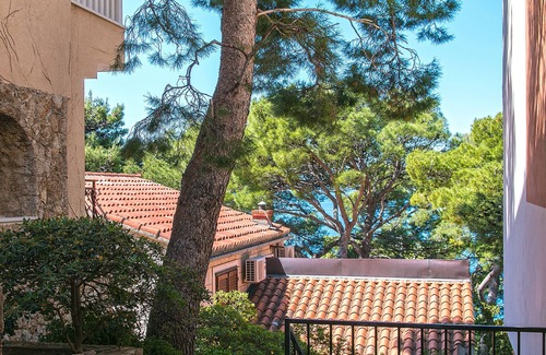 Brela Apartment | One bedroom apartment near beach Brela, Makarska (A-16950-d)