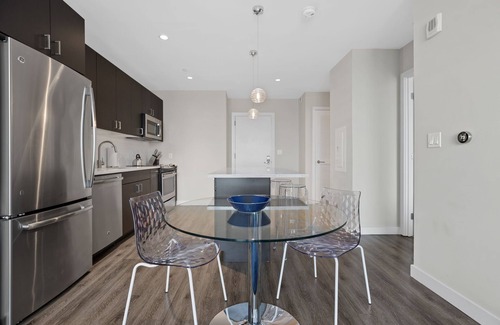 Seaport District Apartment | One Bedroom in Boston With Luxury Amenities