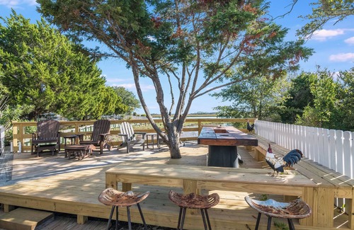 Bald Head Island House | One bedroom oasis with marina and marsh views! Heart of the island with one golf cart