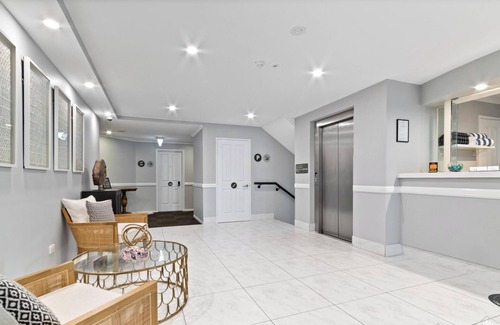 Kangaroo Point Apartment | One Bedroom Unit in the Heart of Kangaroo Point