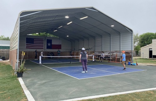 Cibolo Cottage | One of a kind stay! Adjacent to180 acre nature park with swimming & pickleball