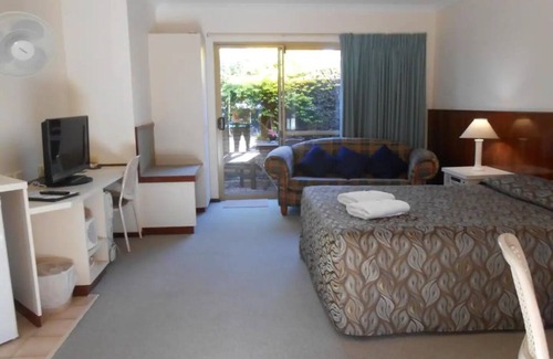 Augusta Hotel | ONE OF WA's BEST KEPT SECRETS - Room 1 in boutique hotel in Augusta, Australia