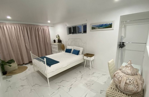 Safety Bay Apartment | One Street from the Beach