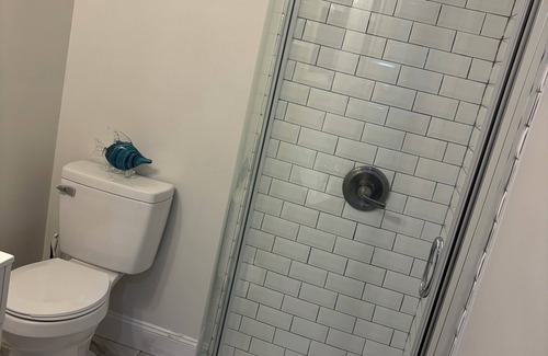 Weymouth Apartment | Only 20 minutes from boston/Guesthouse right off the exit , close to everything