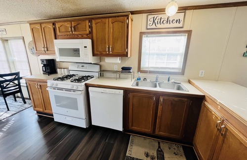 Thompsonville House | Only 3 miles from Crystal Mountain!