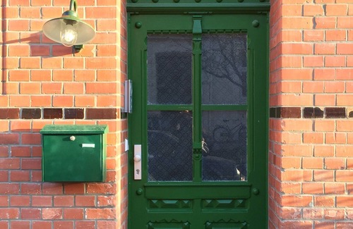 Rotes Feld Apartment | Only a few steps into the old town - quiet yet central